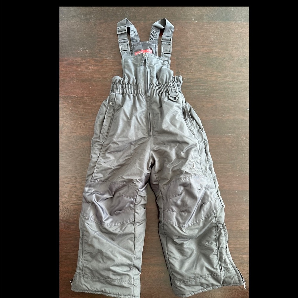❤️Just In❤️ Worn Once Snowsuit 4/5